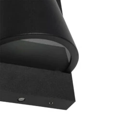 QAZQA Buiten Wandlamp Zwart IP44 Met Schemerschakelaar - Femke -Winkel Voor Woonverlichting 1000084661 0103