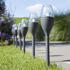 Luxform Prikspot - Solar - Grijs - LED Flame Effect - H38 Cm -Winkel Voor Woonverlichting e1990ee716ee4f78a8eb27d9996bc12d